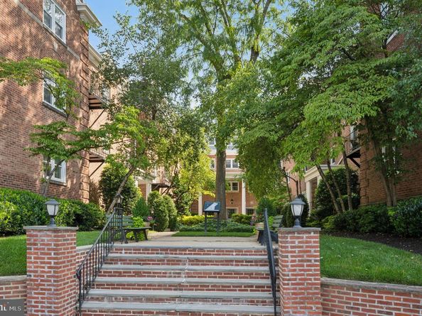 237 W Montgomery Ave 1Q, Haverford PA 19041