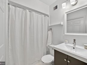 1749 Q Street NW F, Washington DC 20009