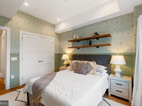 262 S 16TH Street 7, Philadelphia PA 19102