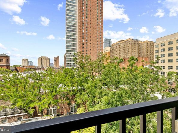 262 S 16TH Street 7, Philadelphia PA 19102