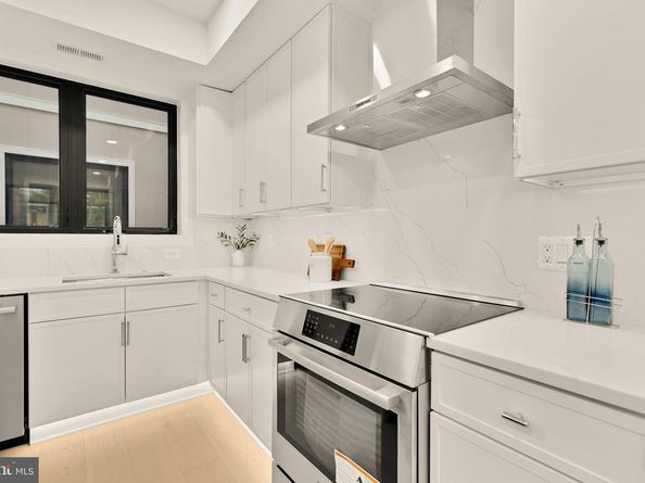 507 L Street NE 3B, Washington DC 20002