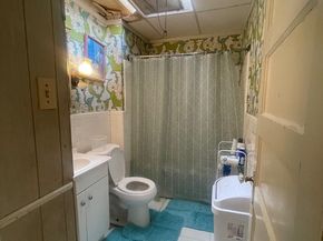 6710 Guyer Avenue, Philadelphia PA 19142