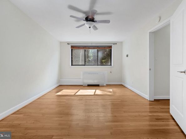 2725 39TH Street NW 307, Washington DC 20007