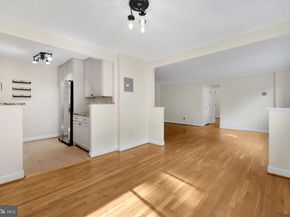 2725 39TH Street NW 307, Washington DC 20007