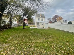 1417 E 13TH Street, Crum Lynne PA 19022