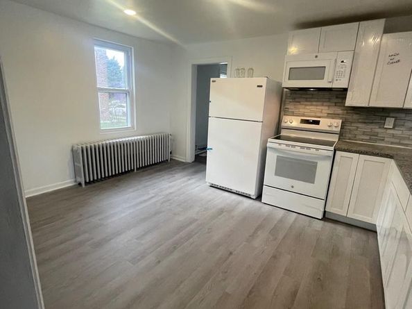 1417 E 13TH Street, Crum Lynne PA 19022