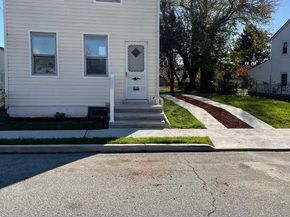 1417 E 13TH Street, Crum Lynne PA 19022