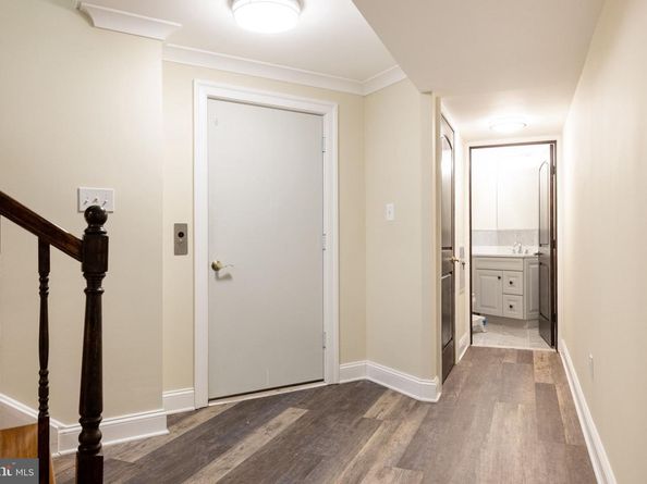 2407 Lellah Court, Dunn Loring VA 22027