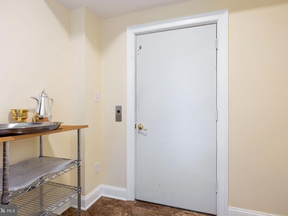 2407 Lellah Court, Dunn Loring VA 22027