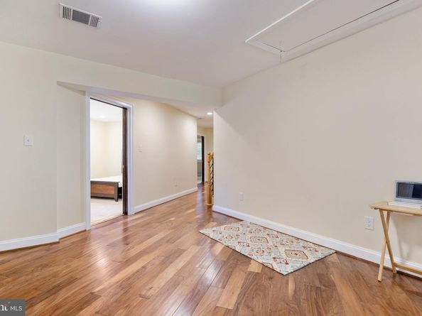 2407 Lellah Court, Dunn Loring VA 22027