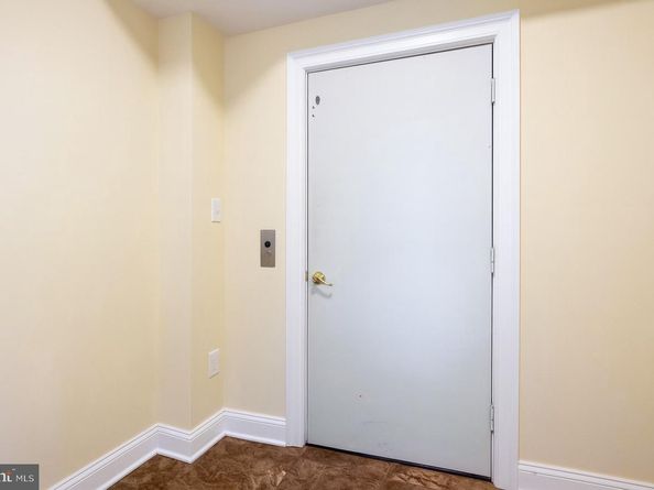 2407 Lellah Court, Dunn Loring VA 22027