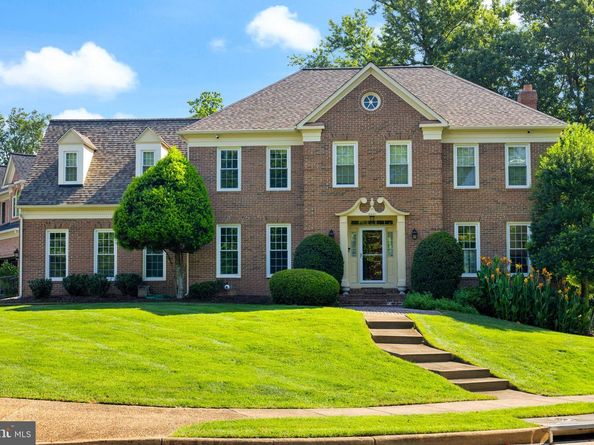 2407 Lellah Court, Dunn Loring VA 22027