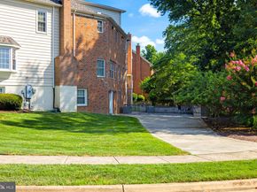 2407 Lellah Court, Dunn Loring VA 22027