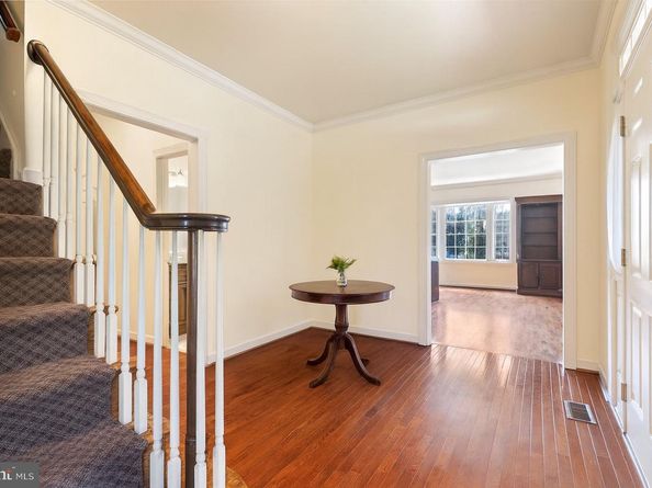 2407 Lellah Court, Dunn Loring VA 22027