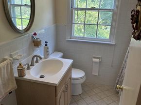 387 Devonshire Road, Devon PA 19333