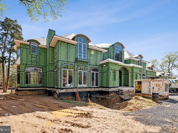 1171 Chain Bridge Road, Mclean VA 22101