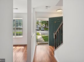 258 Coventry Square, Sterling VA 20164