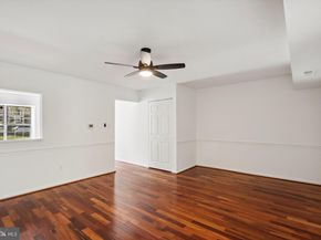 258 Coventry Square, Sterling VA 20164