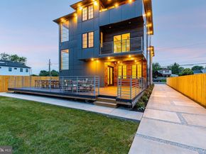 9739 Krewstown Road, Philadelphia PA 19115