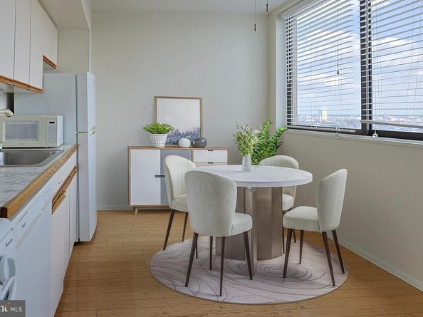 1326 Spruce Street 1602, Philadelphia PA 19107