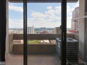 1326 Spruce Street 1602, Philadelphia PA 19107