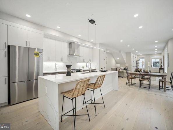 1744 Lanier Place NW 1, Washington DC 20009