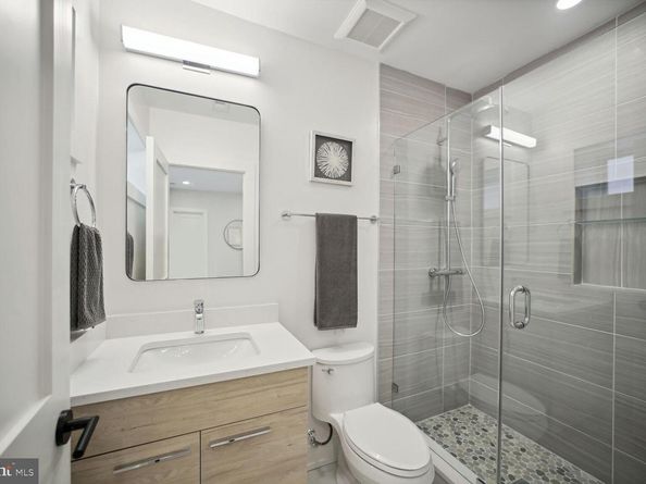 1744 Lanier Place NW 1, Washington DC 20009