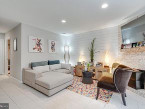 2115 N Lincoln Street, Arlington VA 22207