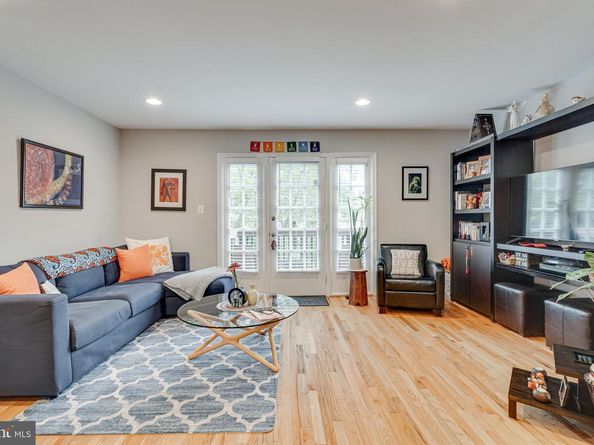 2115 N Lincoln Street, Arlington VA 22207