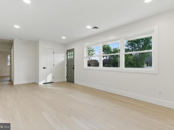 3835 Dresher Road, Bensalem PA 19020
