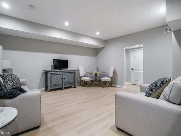 603 N Alfred Street, Alexandria VA 22314