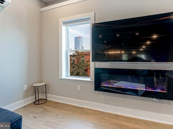 2314 South Street, Philadelphia PA 19146