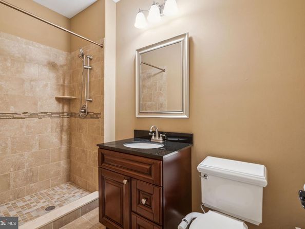 3135 S Uber Street, Philadelphia PA 19145