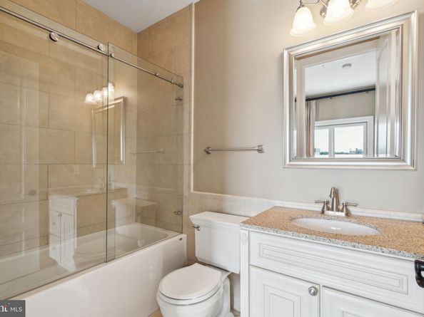 3135 S Uber Street, Philadelphia PA 19145