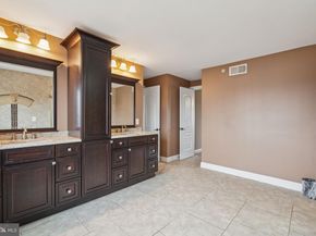 3135 S Uber Street, Philadelphia PA 19145