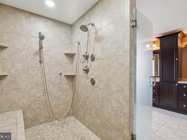 3135 S Uber Street, Philadelphia PA 19145