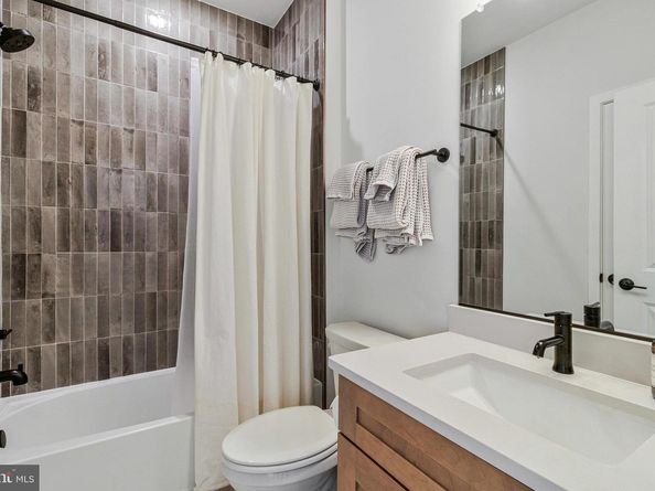 4918 Cumberland Street, Alexandria VA 22304