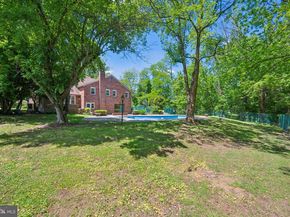 7715 Doe Lane, Glenside PA 19038