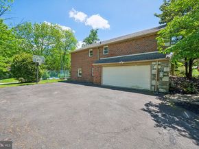 7715 Doe Lane, Glenside PA 19038