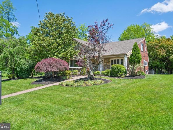 7715 Doe Lane, Glenside PA 19038