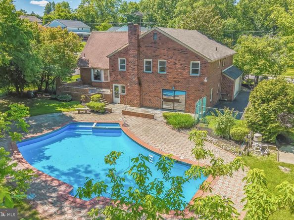 7715 Doe Lane, Glenside PA 19038