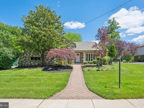 7715 Doe Lane, Glenside PA 19038