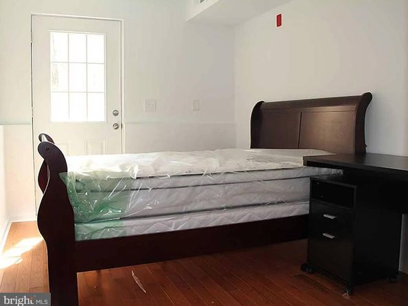 329 N 40TH Street, Philadelphia PA 19104