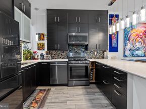 703 S 6TH Street, Philadelphia PA 19147