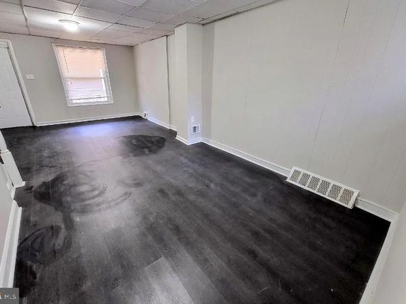 1912 S Croskey Street, Philadelphia PA 19145