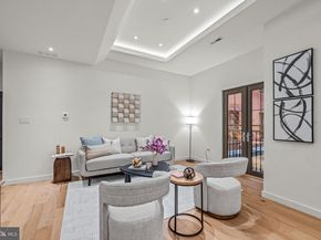 219 S 18TH Street 309, Philadelphia PA 19103