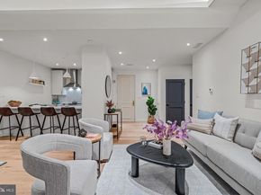 219 S 18TH Street 309, Philadelphia PA 19103