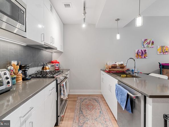 88 V Street SW 710, Washington DC 20024