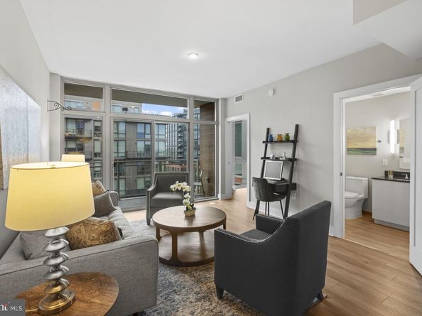 88 V Street SW 710, Washington DC 20024