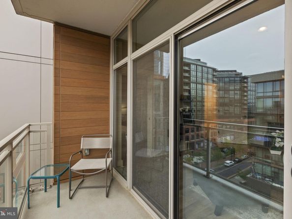 88 V Street SW 710, Washington DC 20024